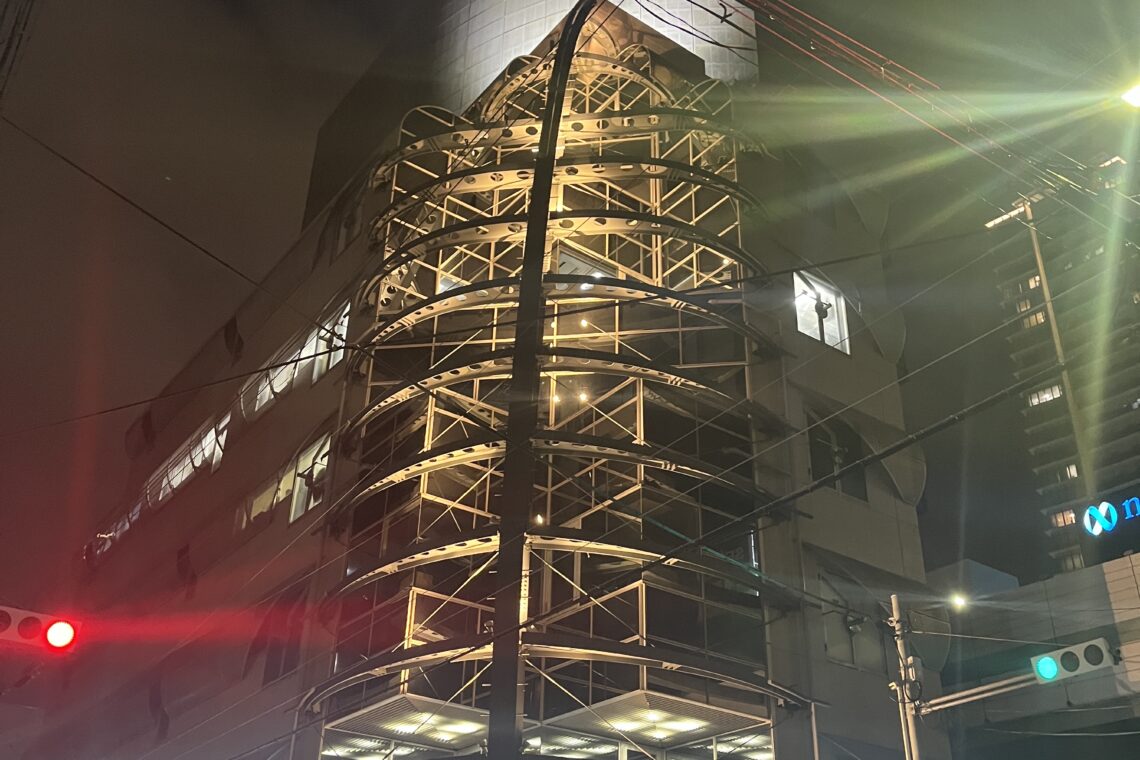 大阪本町グラマシーオフィスビル（外部照明更新）